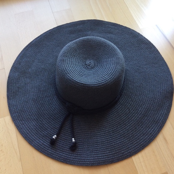 Target Accessories - ☀️Black Sun Hat